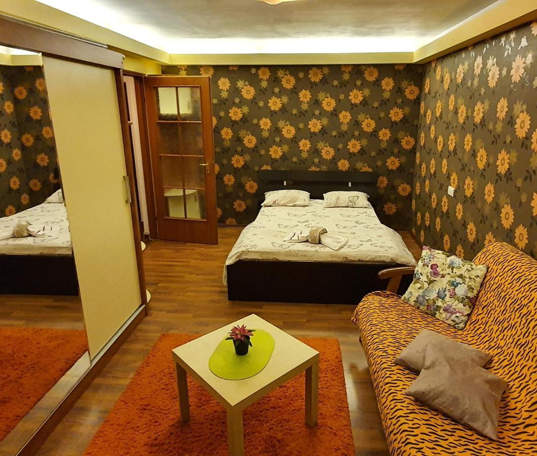 My House - Ultracentral Romana Square Near Old Town Bucureşti Ngoại thất bức ảnh