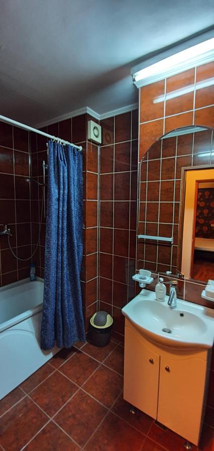My House - Ultracentral Romana Square Near Old Town Bucureşti Ngoại thất bức ảnh