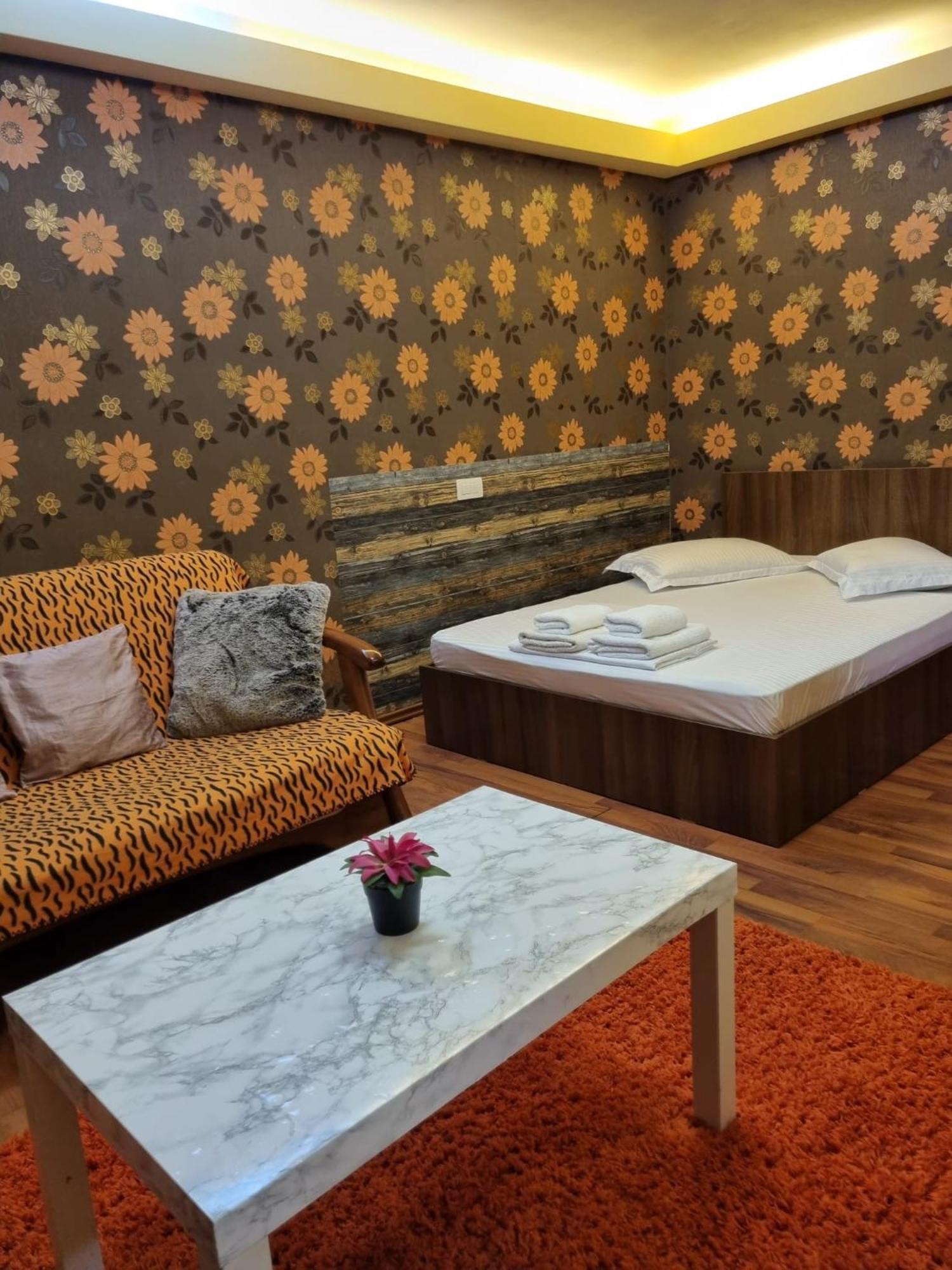 My House - Ultracentral Romana Square Near Old Town Bucureşti Ngoại thất bức ảnh