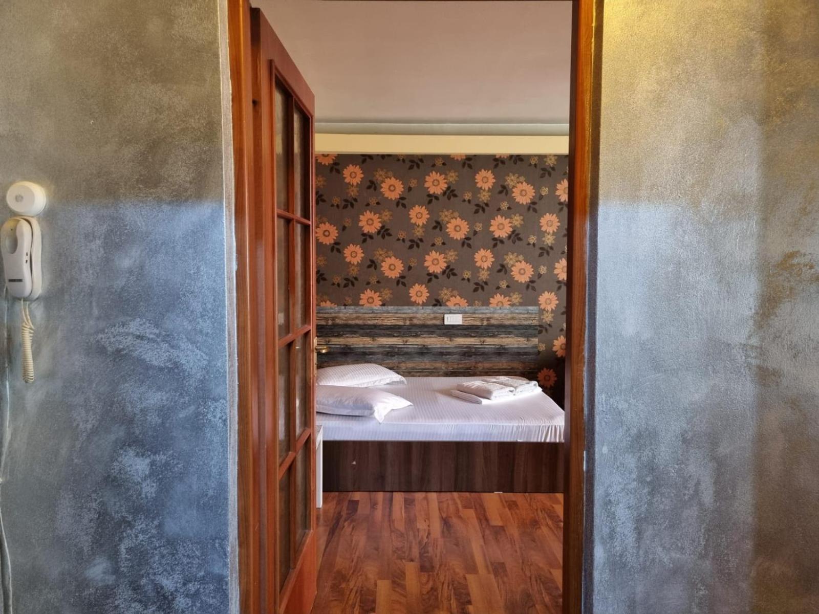 My House - Ultracentral Romana Square Near Old Town Bucureşti Ngoại thất bức ảnh